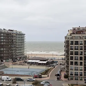 Met Frontaal Zeezicht Middelkerke
